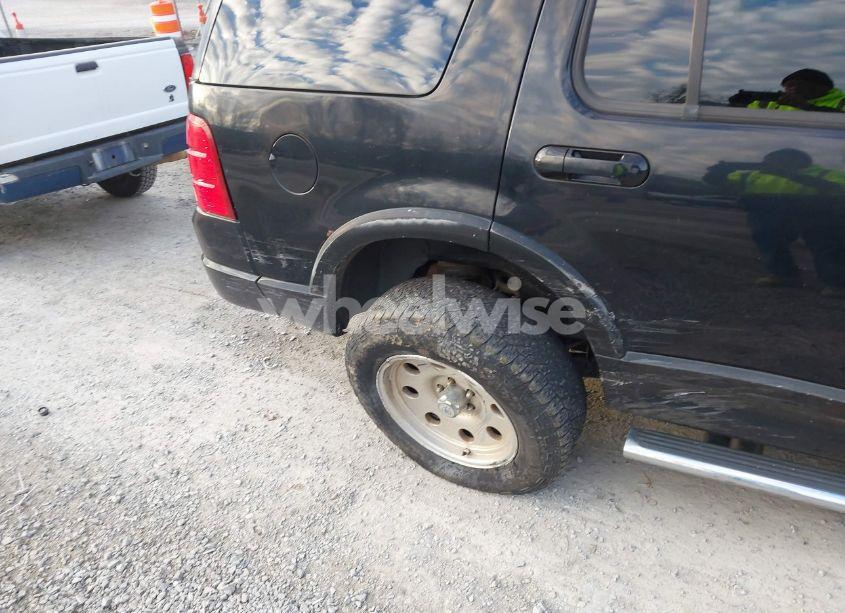 Photo 6 of 2004 Ford Explorer LIMITED (VIN 1FMDU75W84UA08014)