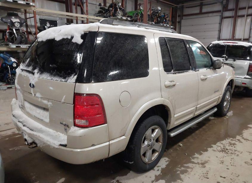 Photo 4 of 2005 Ford Explorer LIMITED (VIN 1FMDU75W85ZA65110)