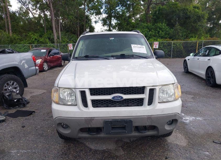 Photo 12 of 2003 Ford Explorer SPORT TRAC XLS/XLT (VIN 1FMDU77E63UA59921)