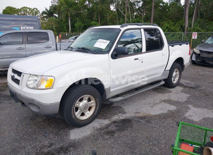 Photo 2 of 2003 Ford Explorer SPORT TRAC XLS/XLT (VIN 1FMDU77E63UA59921)