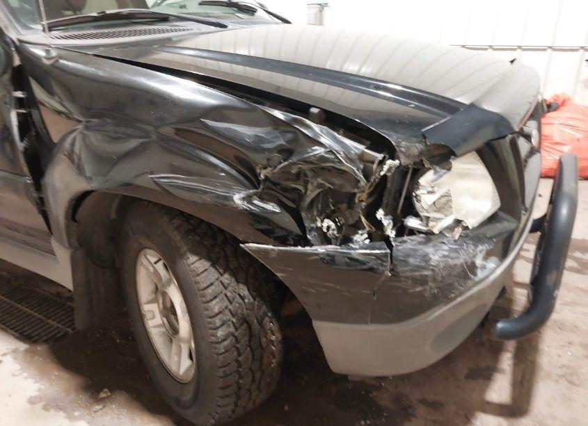 Photo 6 of 2003 Ford Explorer SPORT TRAC XLS/XLT (VIN 1FMDU77E93UA88376)