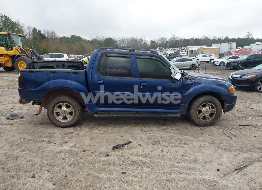 Photo 14 of 2004 Ford Explorer SPORT TRAC ADRENALIN/XLS/XLT (VIN 1FMDU77K04UA89939)