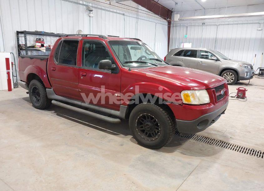 2005 Ford Explorer SPORT TRAC ADRENALIN/XLS/XLT (VIN 1FMDU77K05UA69790) main photo