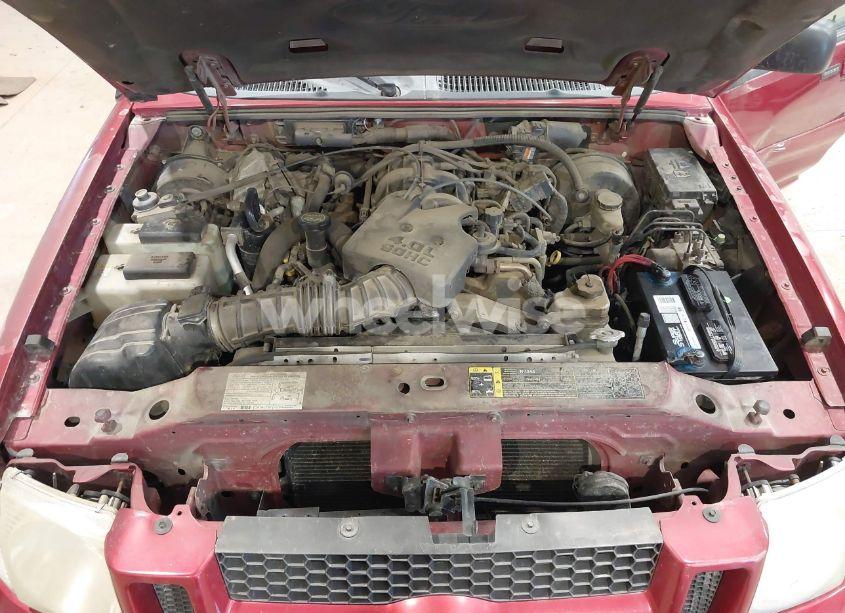 Photo 10 of 2005 Ford Explorer SPORT TRAC ADRENALIN/XLS/XLT (VIN 1FMDU77K05UA69790)