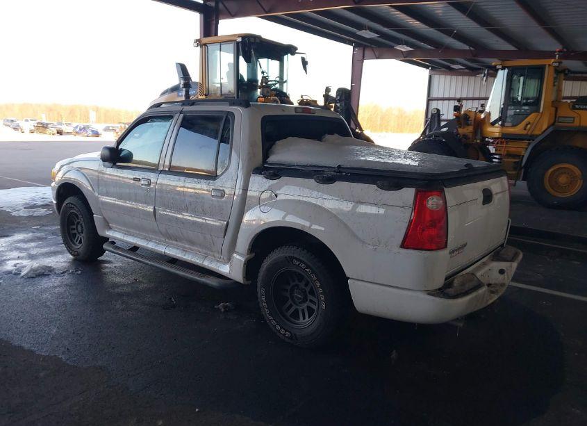 Photo 3 of 2005 Ford Explorer SPORT TRAC ADRENALIN/XLS/XLT (VIN 1FMDU77K45UA34444)