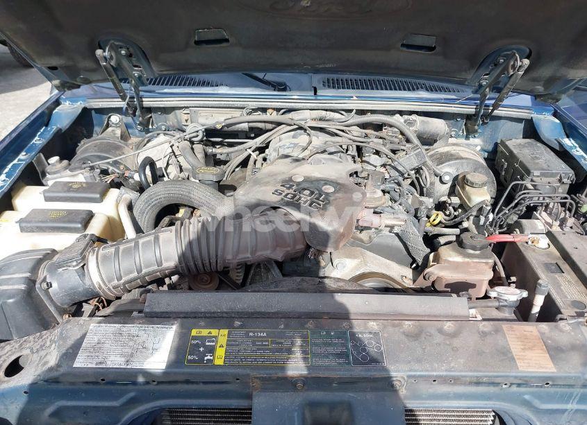 Photo 10 of 2004 Ford Explorer SPORT TRAC ADRENALIN/XLS/XLT (VIN 1FMDU77K64UA27607)