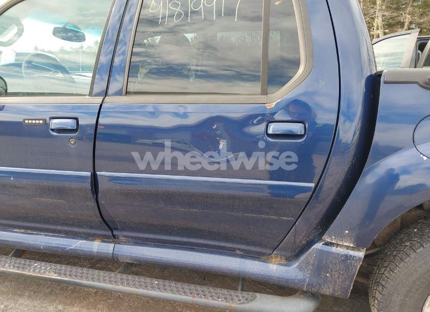 Photo 6 of 2004 Ford Explorer SPORT TRAC ADRENALIN/XLS/XLT (VIN 1FMDU77K64UA27607)