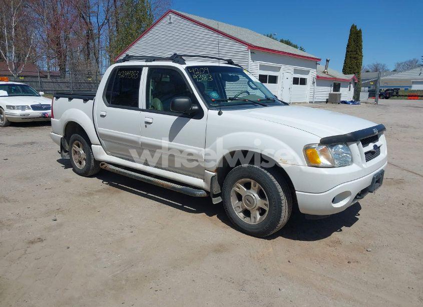 2004 Ford Explorer SPORT TRAC ADRENALIN/XLS/XLT (VIN 1FMDU77K94UC07938) main photo
