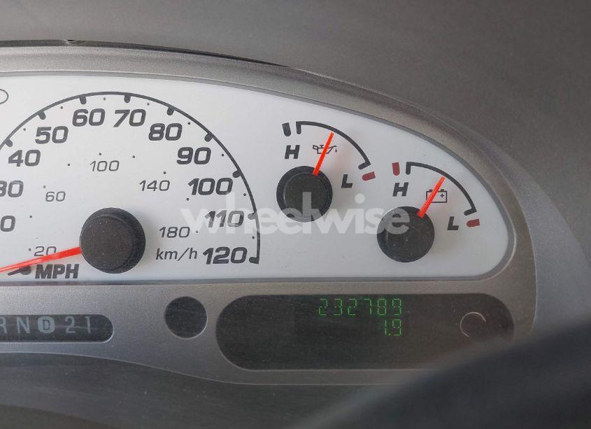Photo 7 of 2004 Ford Explorer SPORT TRAC ADRENALIN/XLS/XLT (VIN 1FMDU77K94UC07938)