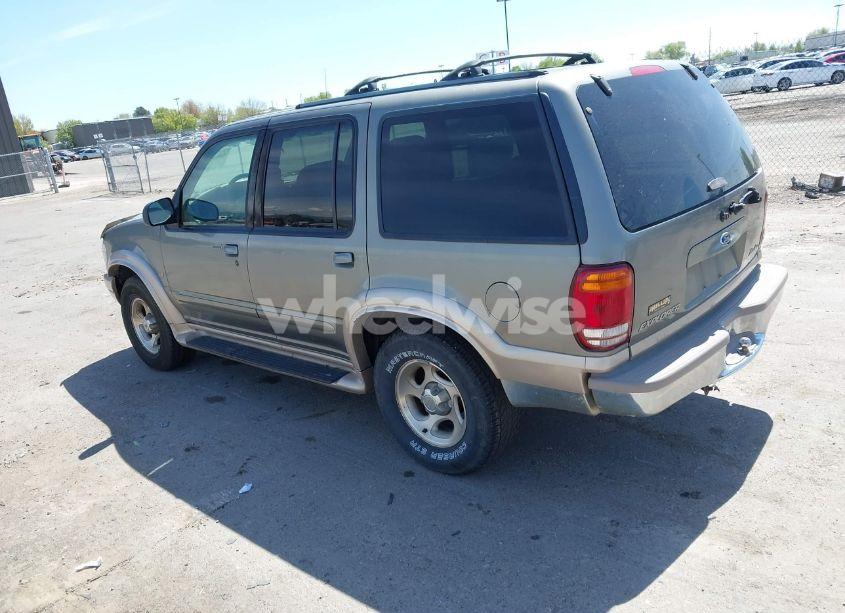 Photo 3 of 2001 Ford Explorer EDDIE BAUER (VIN 1FMDU84PX1ZA53129)