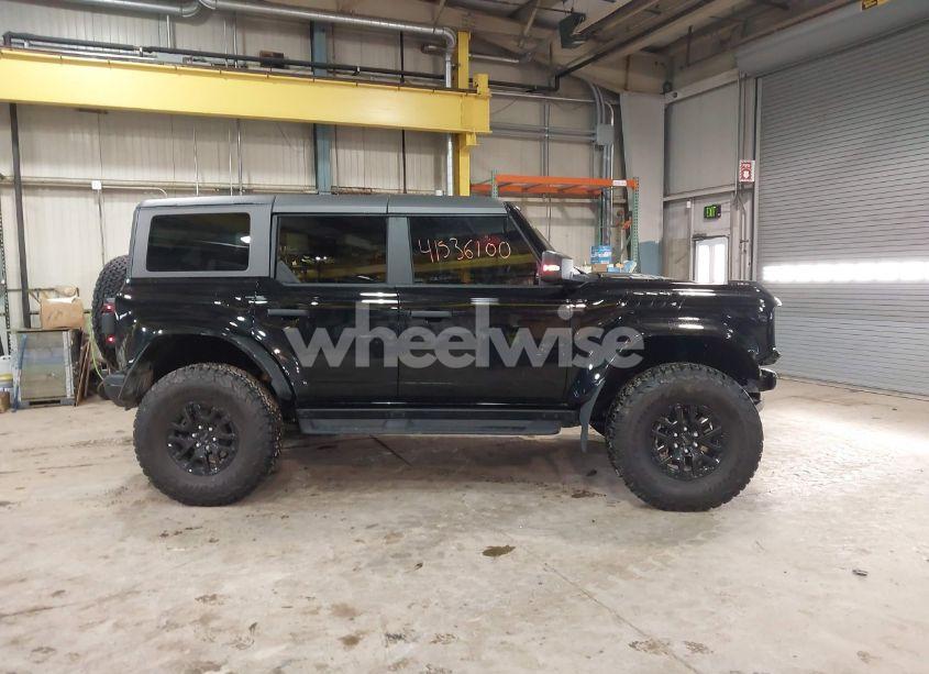 Photo 14 of 2024 Ford Bronco RAPTOR (VIN 1FMEE0RR5RLA37383)