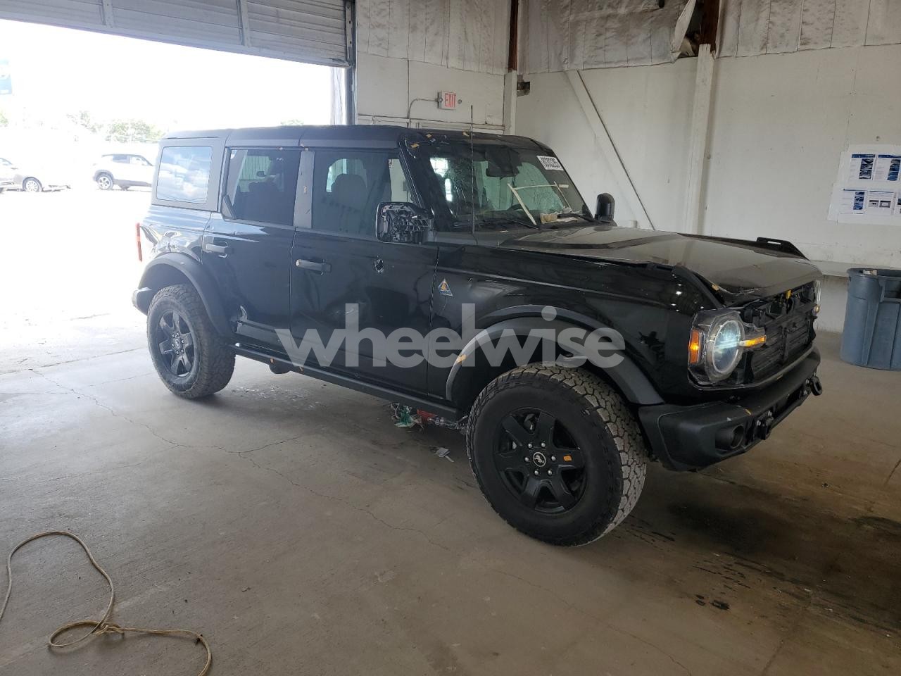 Photo 4 of 2024 FORD BRONCO BLACK DIAMOND (VIN 1FMEE1BP4RLB48926)