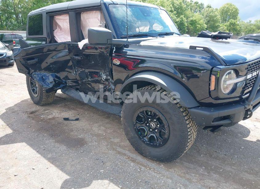 2024 Ford Bronco WILDTRAK (VIN 1FMEE2BP1RLA75293) main photo