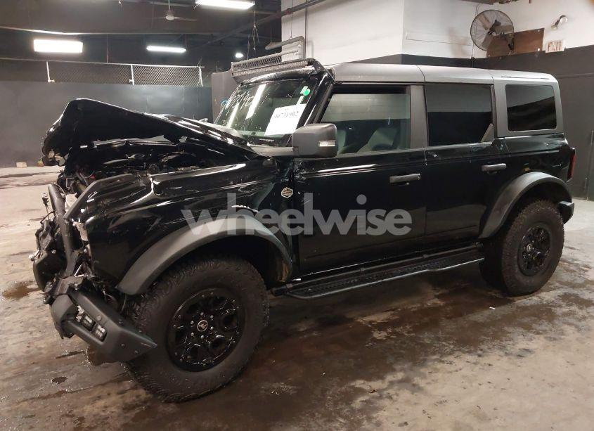 Photo 2 of 2024 Ford Bronco WILDTRAK (VIN 1FMEE2BP3RLA09652)