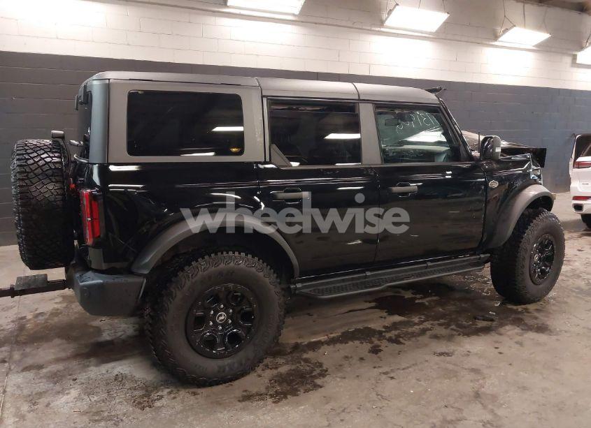 Photo 4 of 2024 Ford Bronco WILDTRAK (VIN 1FMEE2BP3RLA09652)