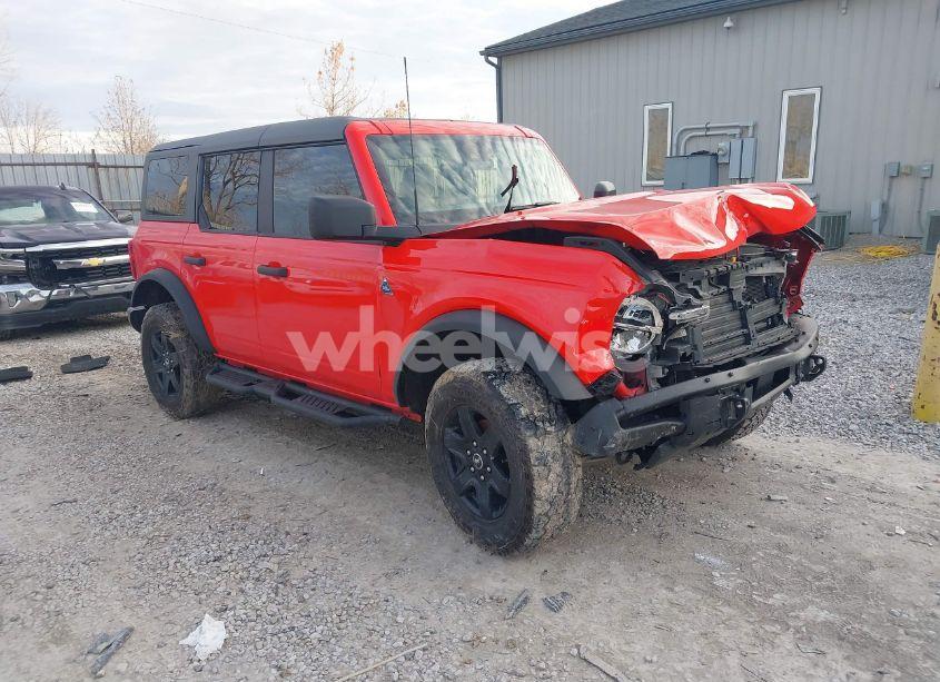 2022 Ford Bronco BLACK DIAMOND (VIN 1FMEE5BP0NLA81453) main photo