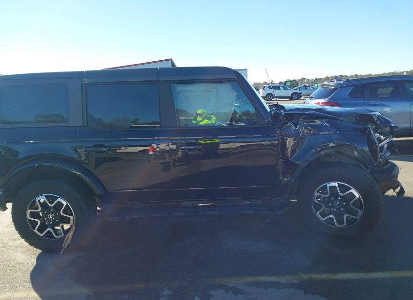 Photo 13 of 2021 Ford Bronco OUTER BANKS (VIN 1FMEE5BP2MLA67214)