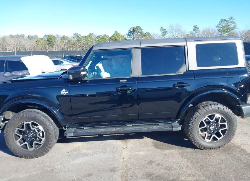 Photo 14 of 2021 Ford Bronco OUTER BANKS (VIN 1FMEE5BP2MLA67214)
