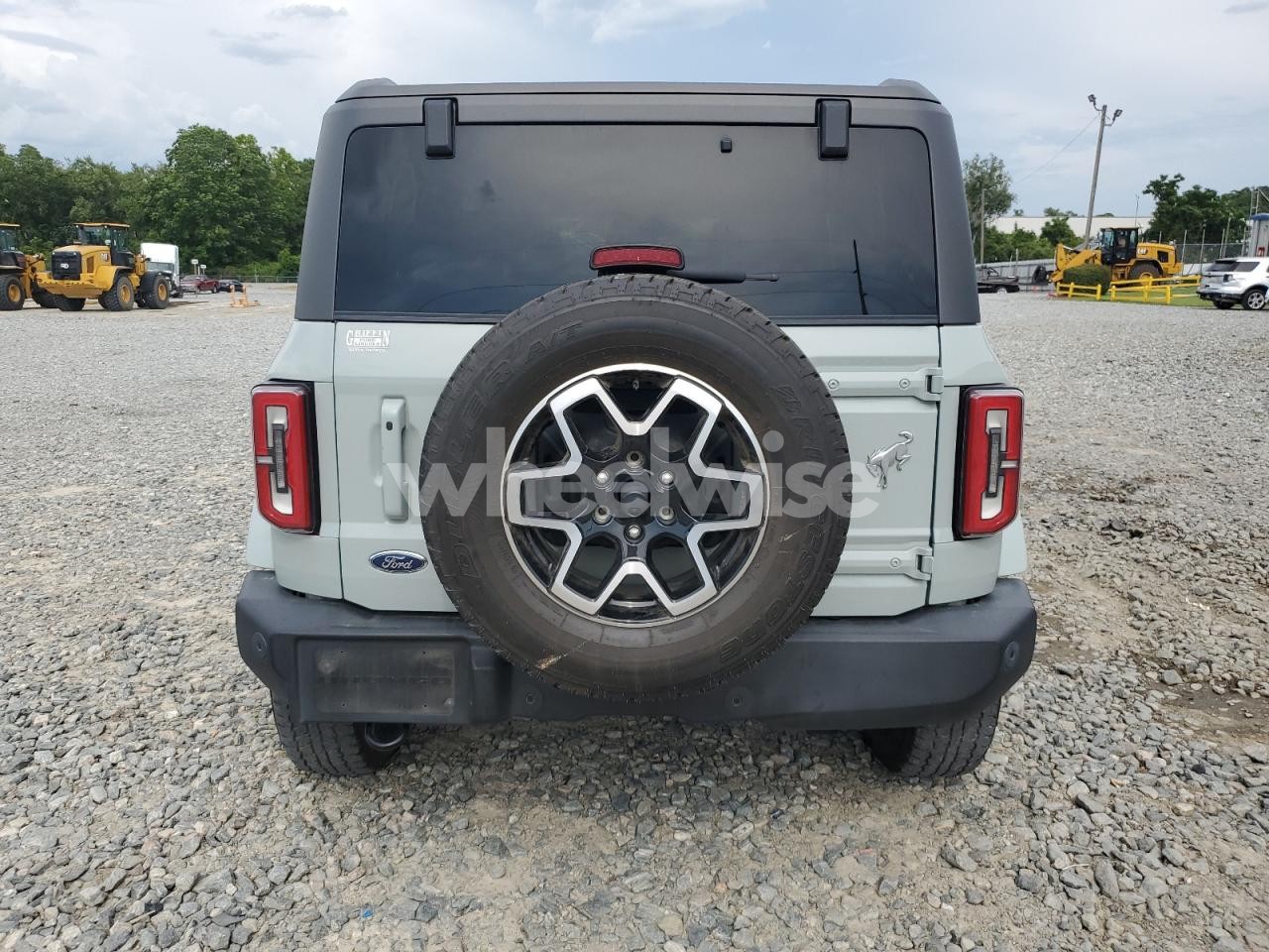 Photo 6 of 2023 FORD BRONCO BASE (VIN 1FMEE5BP7PLB67930)