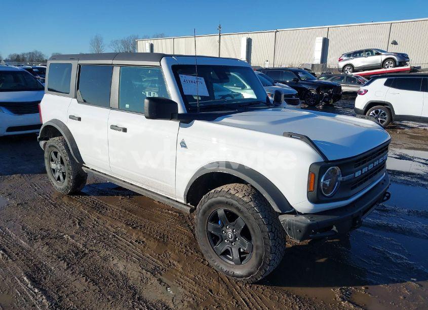 2022 Ford Bronco BLACK DIAMOND (VIN 1FMEE5BP9NLB07578) main photo