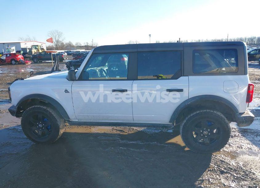 Photo 14 of 2022 Ford Bronco BLACK DIAMOND (VIN 1FMEE5BP9NLB07578)