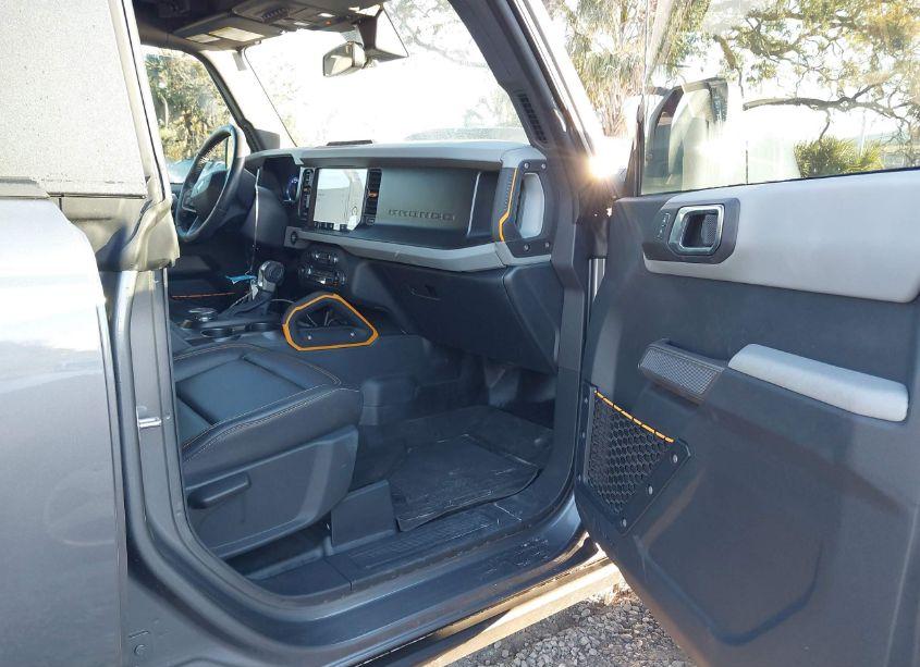 Photo 5 of 2021 Ford Bronco BADLANDS (VIN 1FMEE5DH0MLA80288)