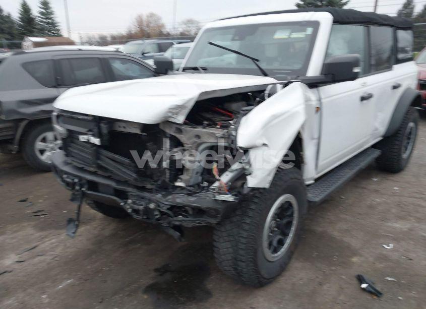 Photo 2 of 2022 Ford Bronco BADLANDS (VIN 1FMEE5DH3NLB86834)