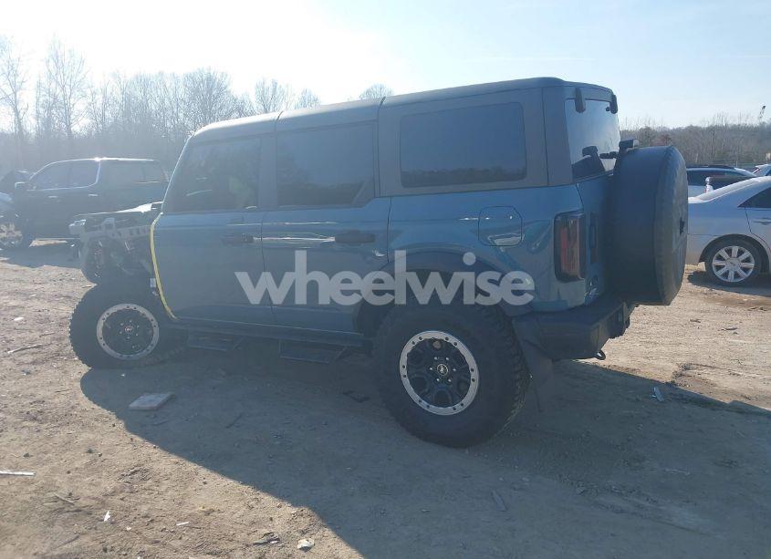 Photo 3 of 2023 Ford Bronco BADLANDS (VIN 1FMEE5DH3PLB53030)