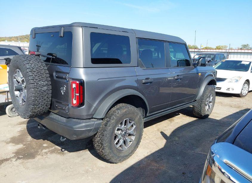 Photo 4 of 2023 Ford Bronco BADLANDS (VIN 1FMEE5DH4PLA96871)