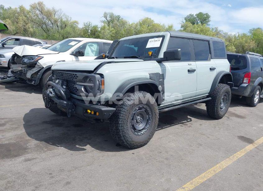 Photo 2 of 2023 Ford Bronco EVERGLADES (VIN 1FMEE5DHXPLB22549)