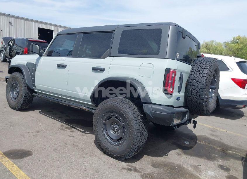 Photo 3 of 2023 Ford Bronco EVERGLADES (VIN 1FMEE5DHXPLB22549)