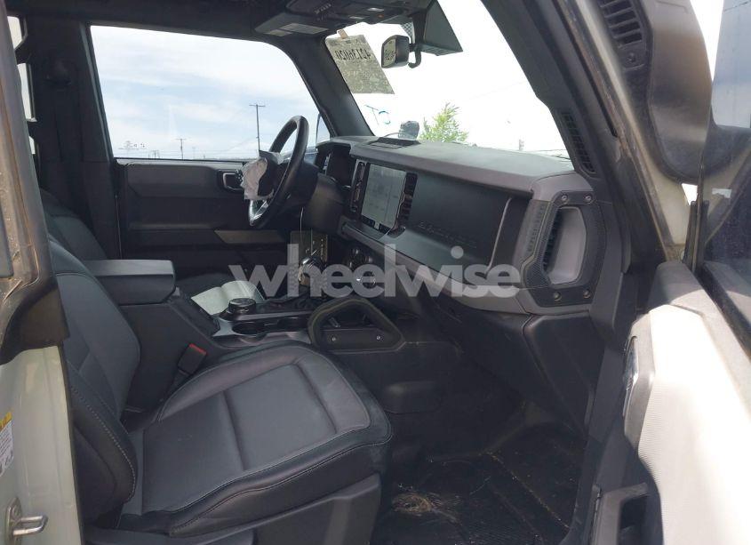 Photo 5 of 2023 Ford Bronco EVERGLADES (VIN 1FMEE5DHXPLB22549)