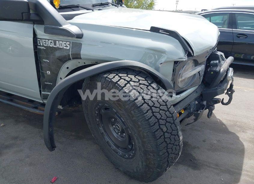 Photo 6 of 2023 Ford Bronco EVERGLADES (VIN 1FMEE5DHXPLB22549)