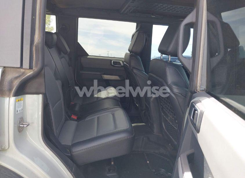 Photo 8 of 2023 Ford Bronco EVERGLADES (VIN 1FMEE5DHXPLB22549)