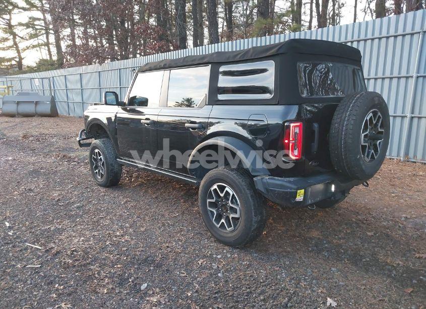 Photo 3 of 2022 Ford Bronco BADLANDS (VIN 1FMEE5DP0NLA87721)