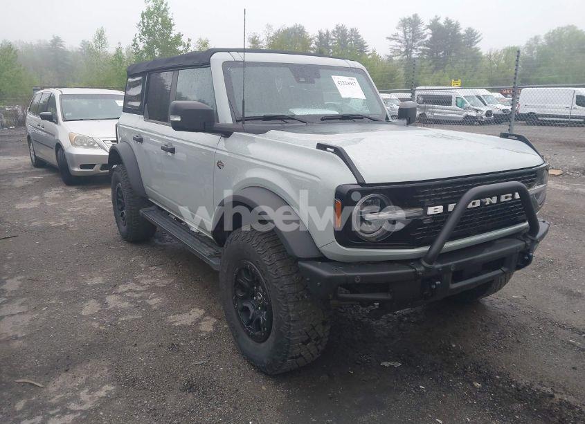 2022 Ford Bronco WILDTRAK (VIN 1FMEE5DP2NLA70127) main photo