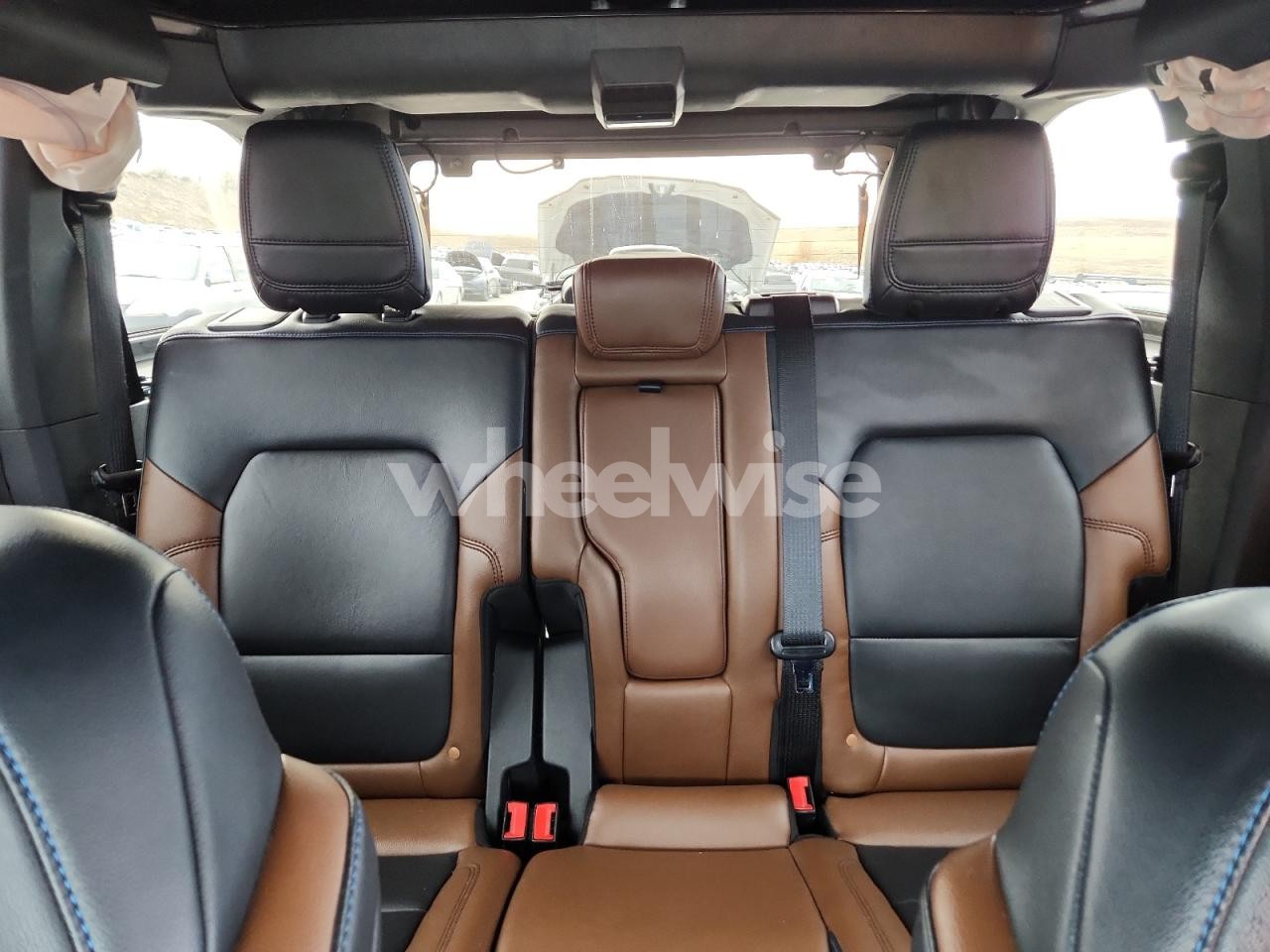 Photo 10 of 2022 FORD BRONCO BASE (VIN 1FMEE5DP2NLB39141)