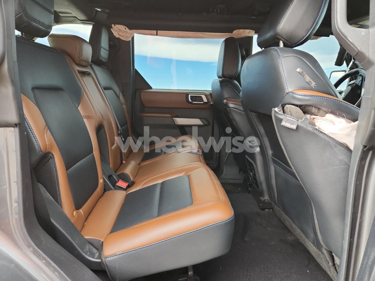 Photo 11 of 2022 FORD BRONCO BASE (VIN 1FMEE5DP2NLB39141)