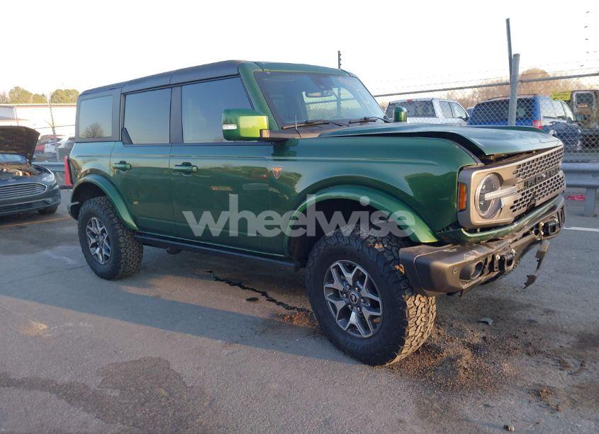 2023 Ford Bronco BADLANDS (VIN 1FMEE5DP2PLB43810) main photo