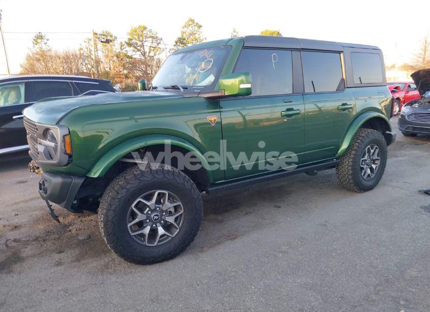 Photo 2 of 2023 Ford Bronco BADLANDS (VIN 1FMEE5DP2PLB43810)