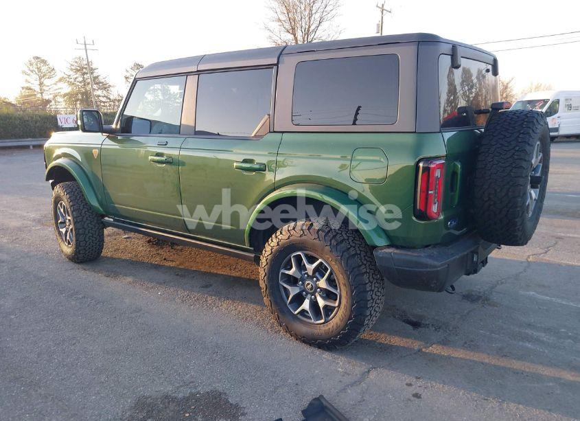 Photo 3 of 2023 Ford Bronco BADLANDS (VIN 1FMEE5DP2PLB43810)