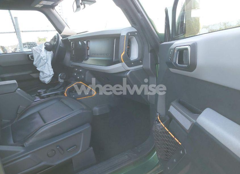 Photo 5 of 2023 Ford Bronco BADLANDS (VIN 1FMEE5DP2PLB43810)