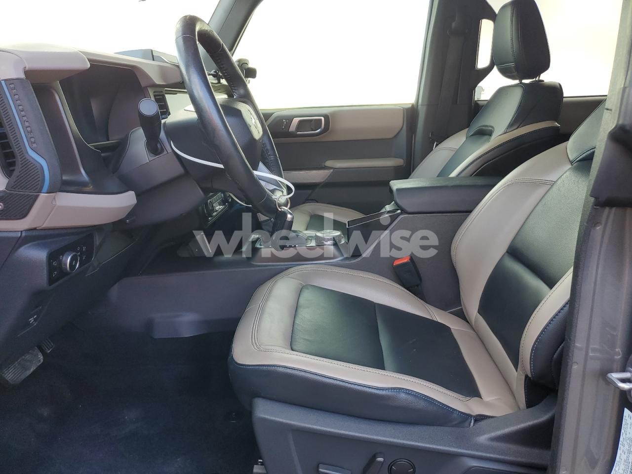 Photo 7 of 2023 FORD BRONCO BASE (VIN 1FMEE5DP3PLB94748)