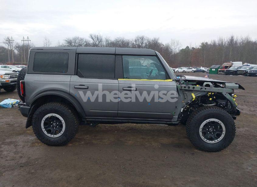 Photo 14 of 2023 Ford Bronco OUTER BANKS (VIN 1FMEE5DP4PLB54095)