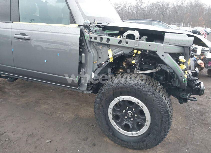 Photo 18 of 2023 Ford Bronco OUTER BANKS (VIN 1FMEE5DP4PLB54095)