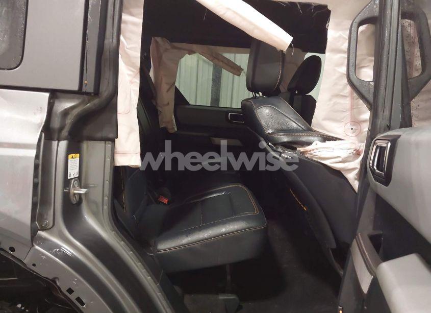 Photo 8 of 2022 Ford Bronco BADLANDS (VIN 1FMEE5DP5NLA92073)