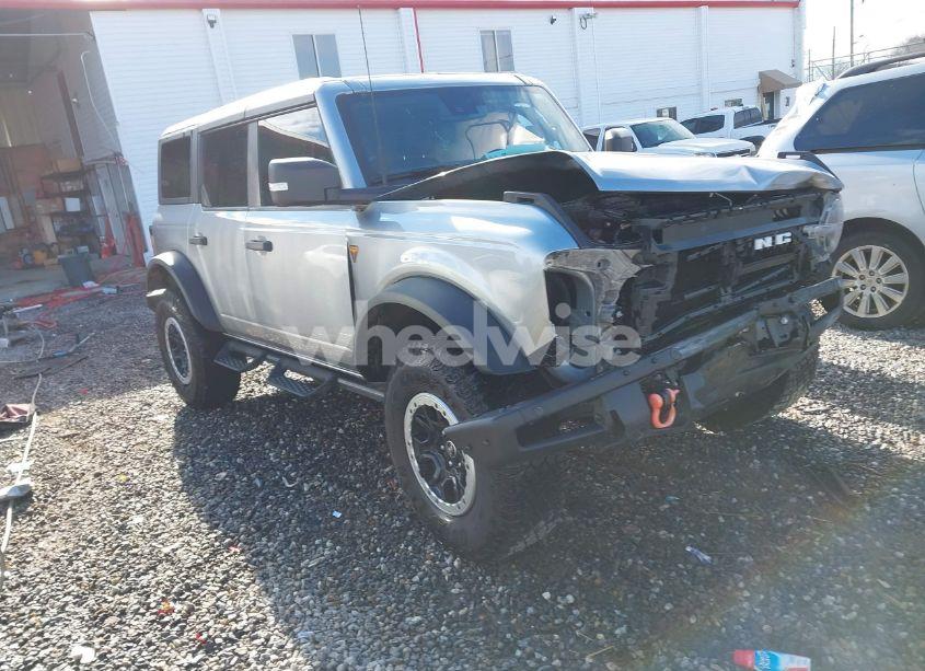 2022 Ford Bronco BADLANDS (VIN 1FMEE5DP5NLB85773) main photo