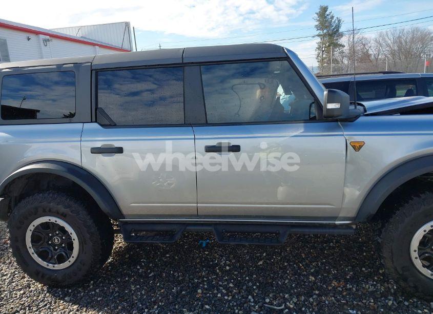 Photo 14 of 2022 Ford Bronco BADLANDS (VIN 1FMEE5DP5NLB85773)