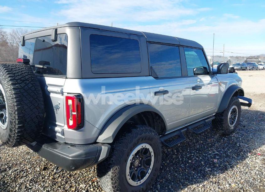 Photo 4 of 2022 Ford Bronco BADLANDS (VIN 1FMEE5DP5NLB85773)