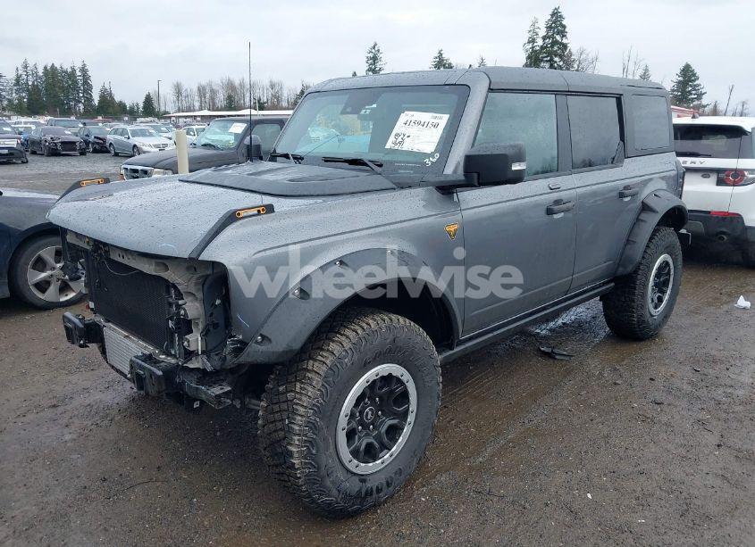 Photo 2 of 2023 Ford Bronco BADLANDS (VIN 1FMEE5DP5PLC15681)